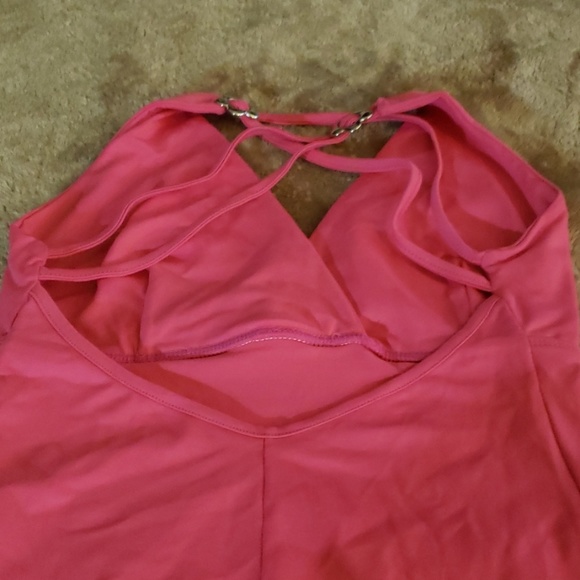 Activewear tank - Picture 3 of 3